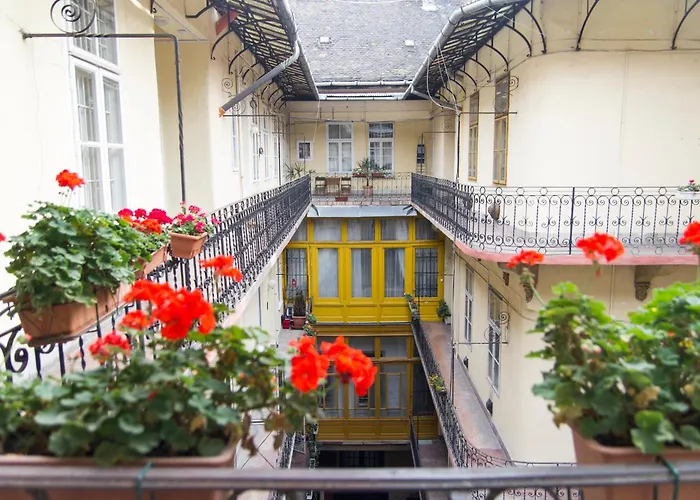 Real Apartments Museum II