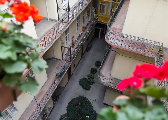 Real Apartments Museum II